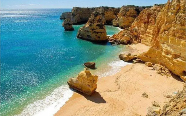 Ria Center Apartment - Right