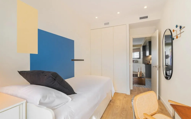 Sagrada Familia Apartment By Olala Homes