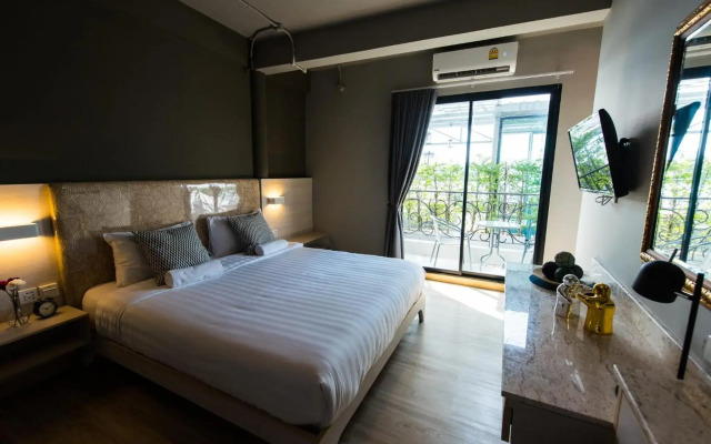 V VAREE Bangkok