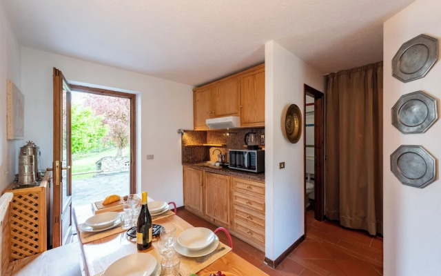 Charming Apartment With Garden in Courmay