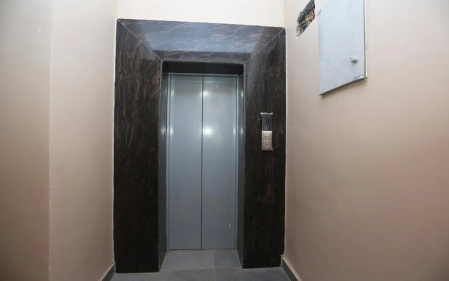 OYO 28078 Golden Villa Guest House