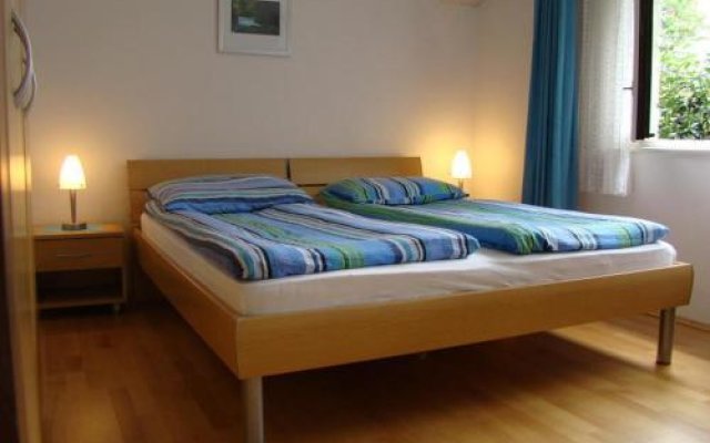 Andreas Home Hostel  Apartments