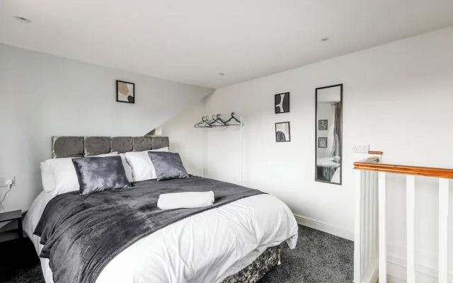 Cosy Apartment Near Leeds City Centre