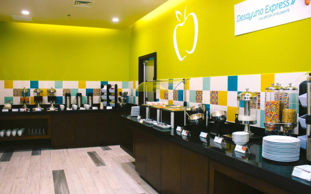 Holiday Inn Express & Suites Mexicali by IHG