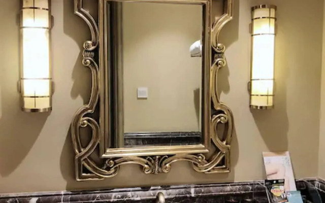 Wuhan Harvest International Hotel