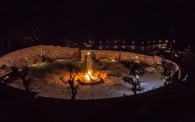 Yigelu Yeshe Tent Campsite Hostel