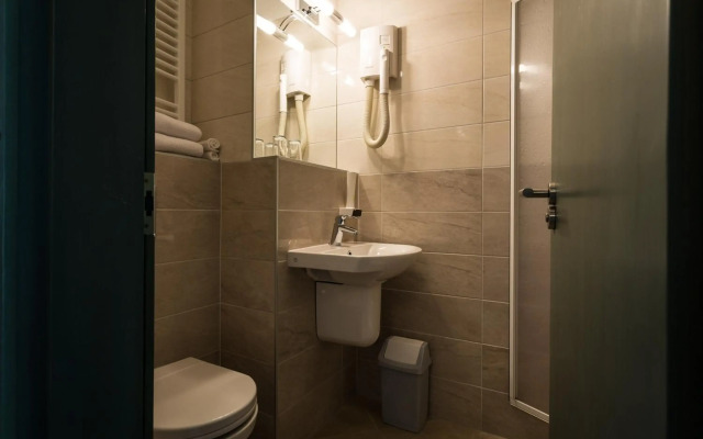 Corvin Hotel