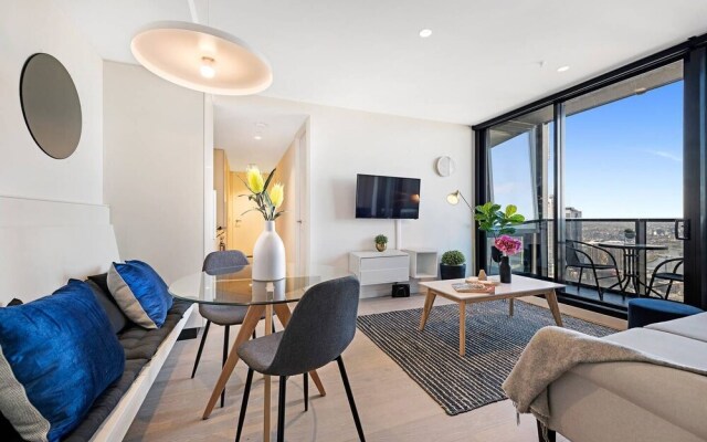 Melbourne City Centre Designer 2Bedroom Apt Vme398