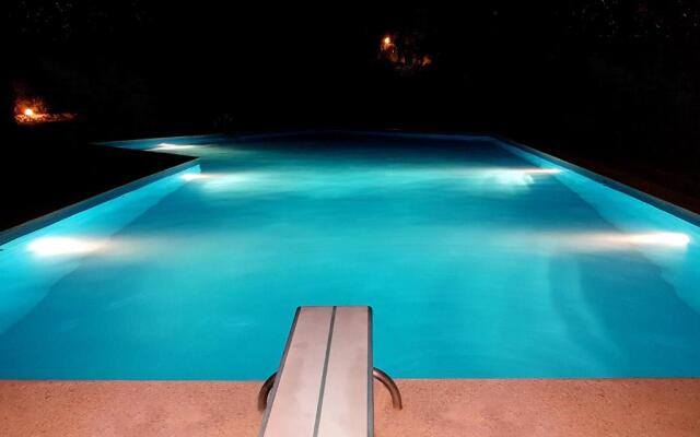 Sani Pool Beach Villa