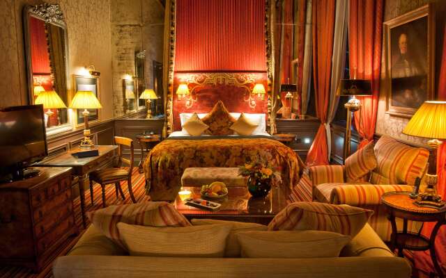 The Merchant Hotel