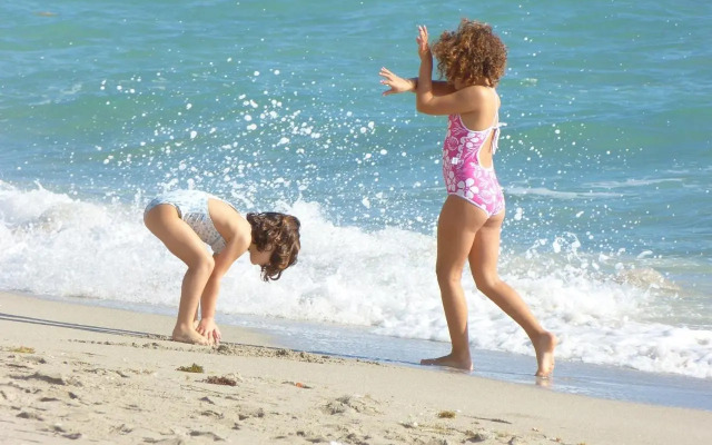 Perfect Stay Holiday, Moment at Sea