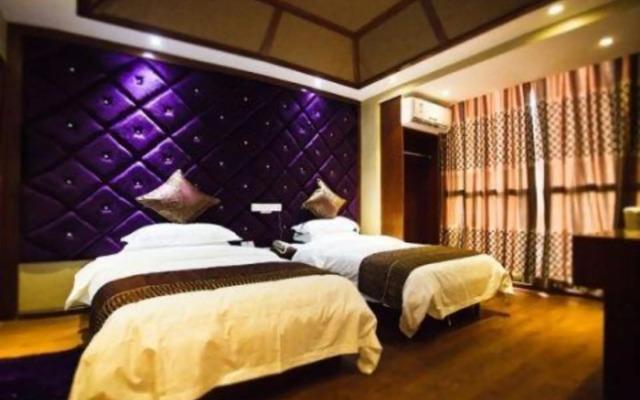 Super 8 Hotel (Sanya Bay Jixiang Street)