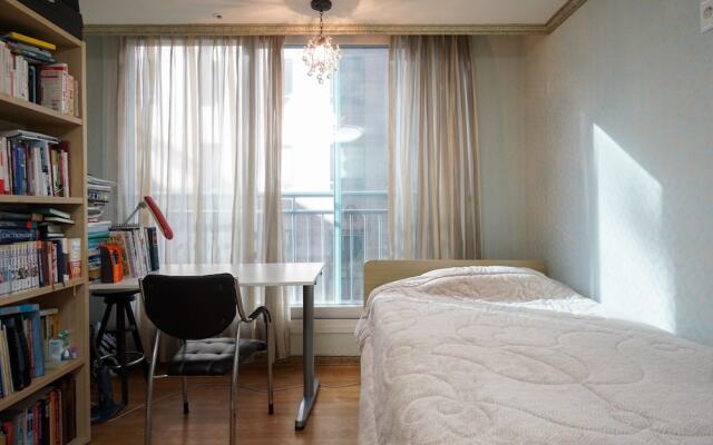 Gangnam Galaxy Apt 2