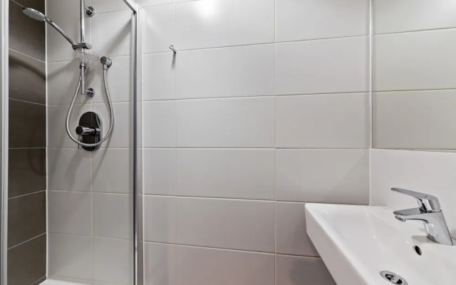 Pure CityStay Paris Gardens