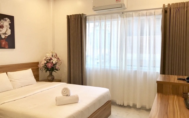 Louis Hotel - Bui Vien Walking Street