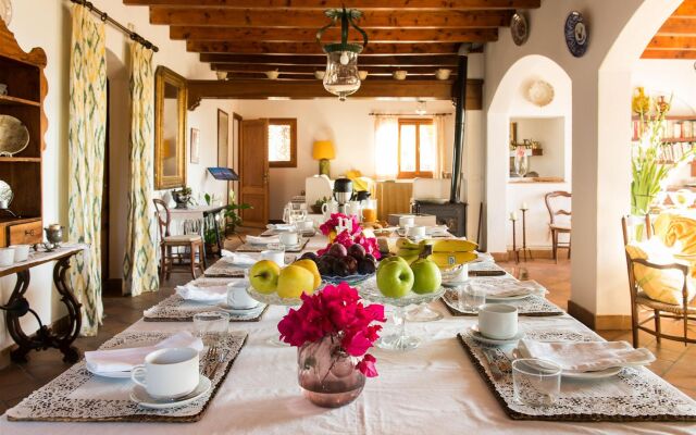 Hotel Rural Can Feliu