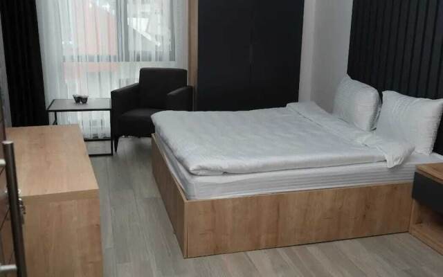 Pars Suites Hotel