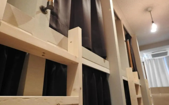 bnb+ Tokyo Tamachi - Hostel