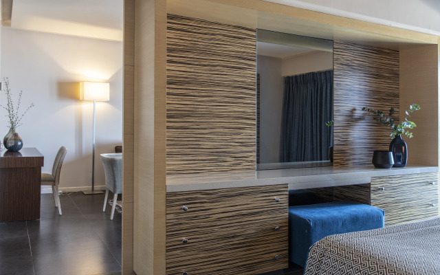 Eden Roc Resort Hotel