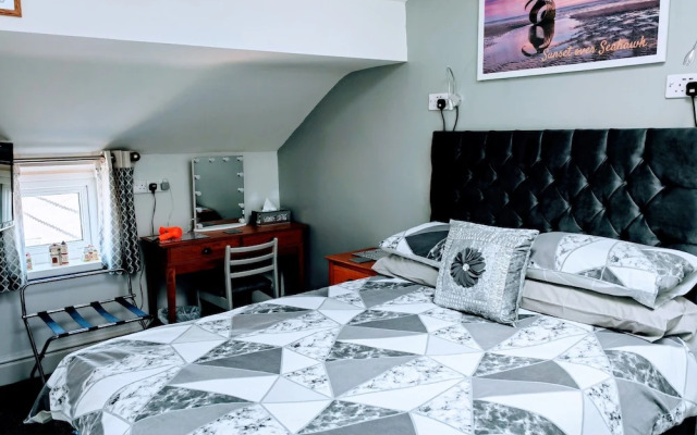 Seahawk Holiday Apartments