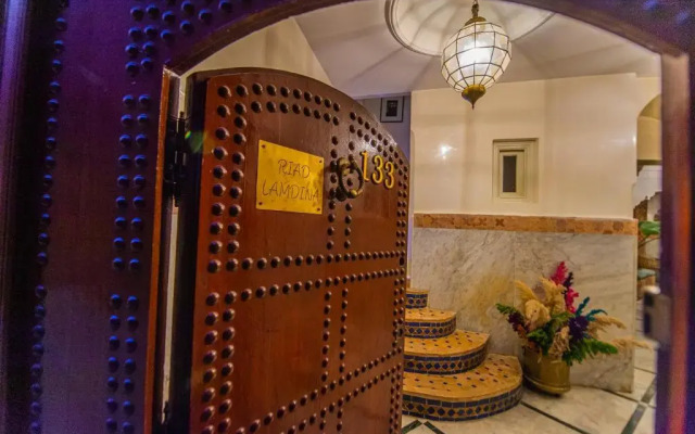 Riad lamin