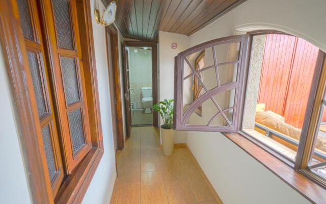 Envoy Hostel