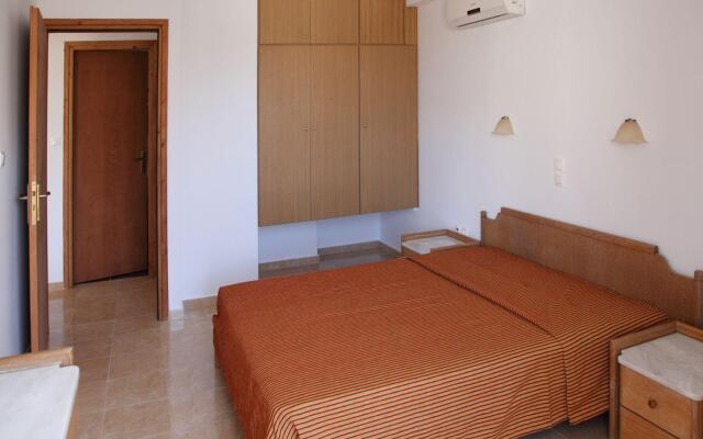 Ilian Beach & Apartments