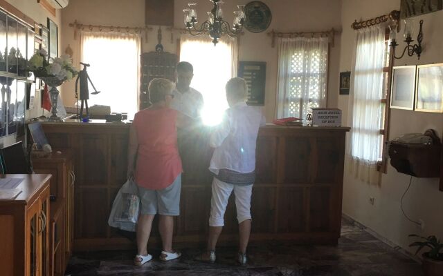 Asur Hotel & Aparts & Villas
