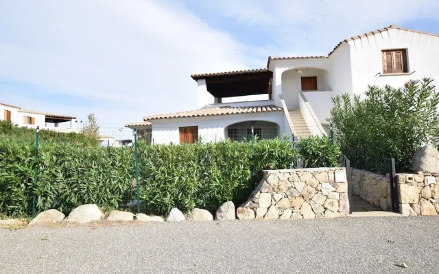 Luisa Apartment In Budoni Shared Pool