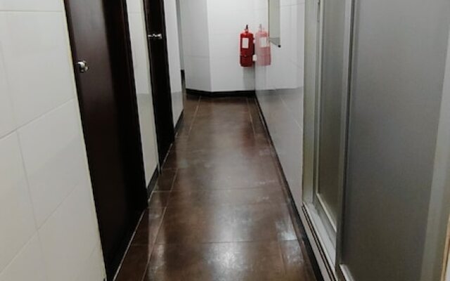 Four Seasons Hostel