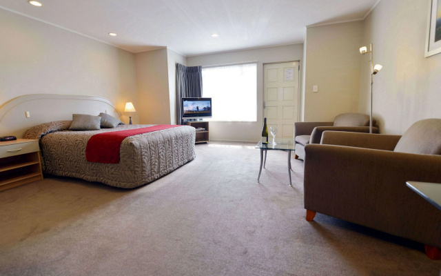 Brougham Heights Motel – Guest Rooms – New Plymouth