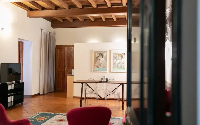 Vittoria Superior Apartment With Balcony 4A