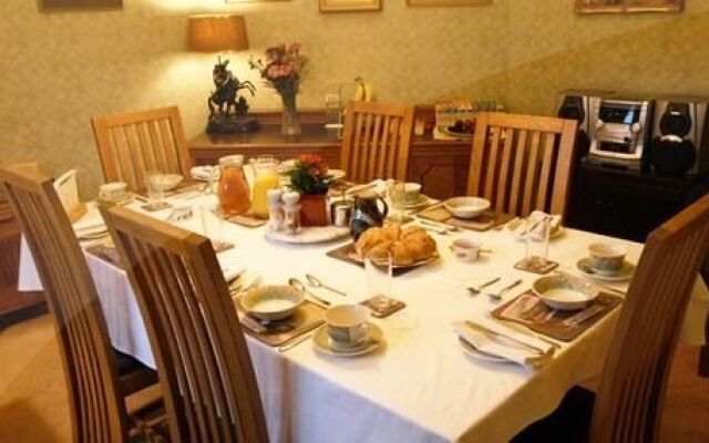 Sunnyside Bed  Breakfast