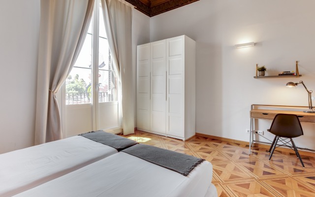 Dalí in Barcelona with 2 bedrooms and 2 bathrooms
