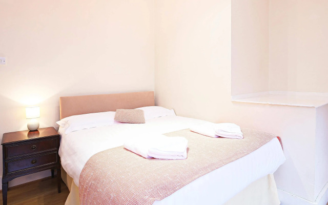 Zoly Apartment - Se1 London