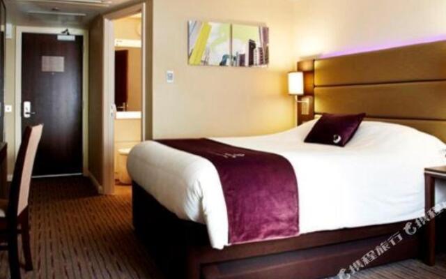 Premier Inn Manchester Swinton