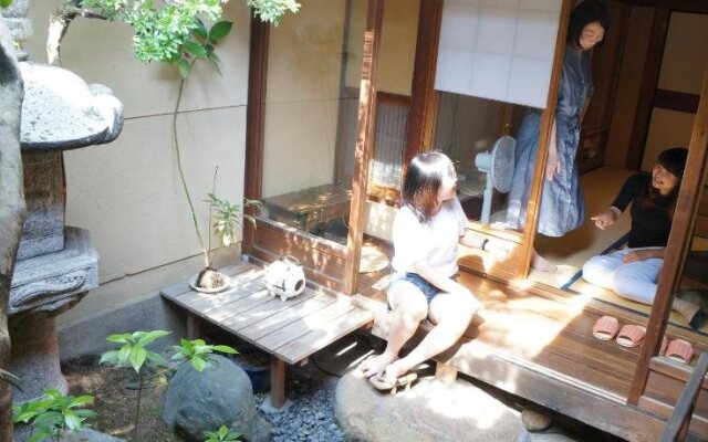 Guesthouse Itoya Kyoto