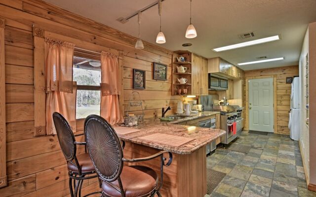 40-acre Farm w/ Animals & Fishing in Sebring!