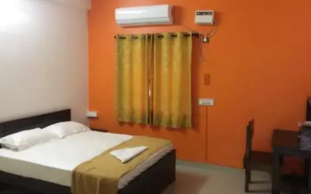 Royal Meriton Hostel