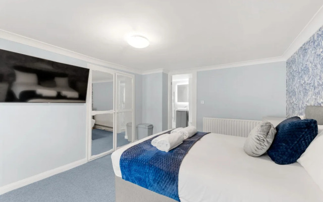 Town House Rooms