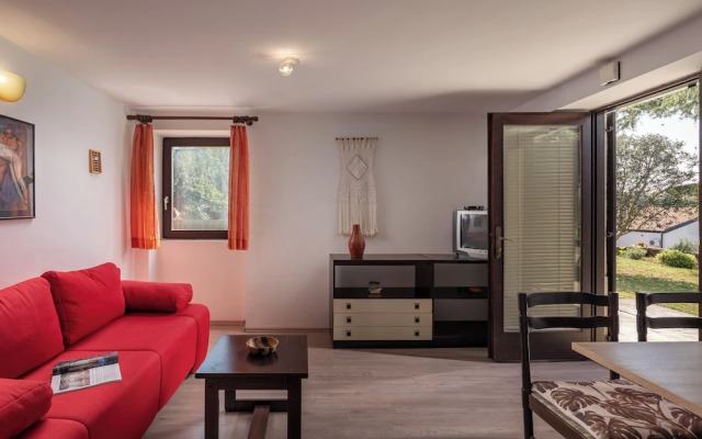 The Wave - Apt With Seaview and Garden