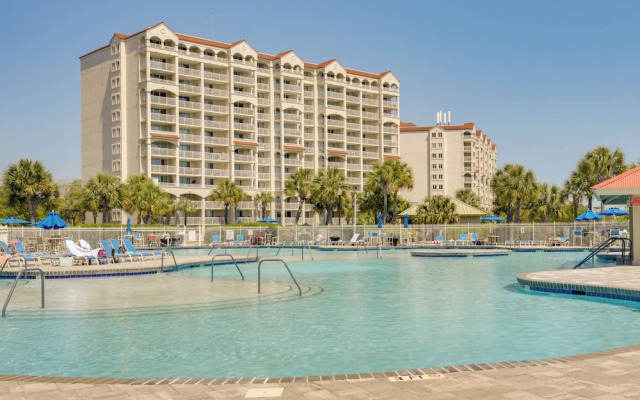 3 Mi to Barefoot Landing: Condo w/ 2 Pools!
