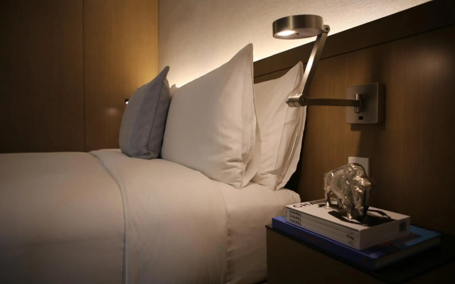 The Knickerbocker Hotel