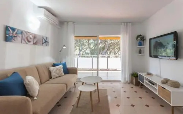 Lets Holidays Castelldefels Diagonal Orient