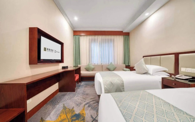 Huabei Hotel on West Lake