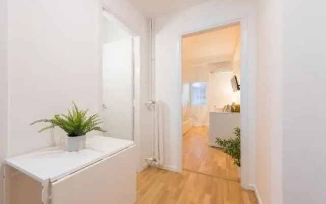 Beautiful & Cozy Apartment In The Heart Of Athens