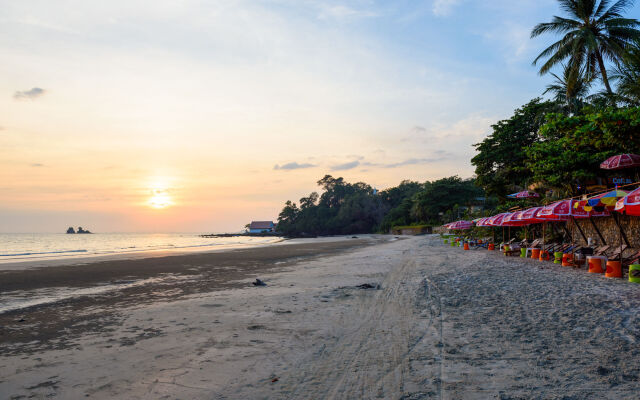 Baansuan Aokhai Beach Resort