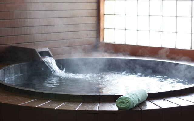 Aizen Hotel