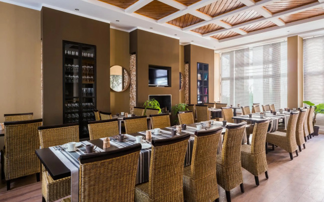 Apple City Hotel