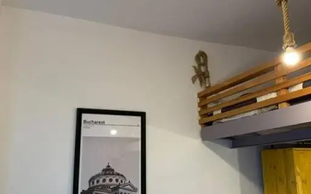 Charming 1937 #Victory Avenue